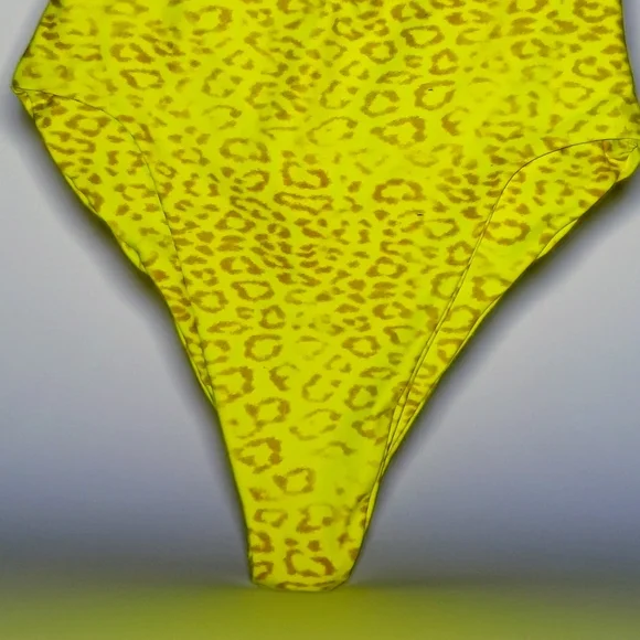 Skatie Lynn Tulum One Piece Yellow S - Picture 8 of 15